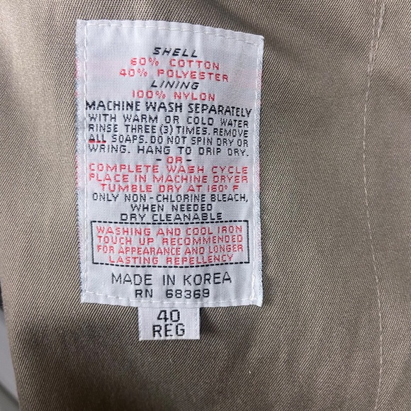 London Towne Vintage Trench Coat 40R — Removable Faux Fur Lining Classic Khaki - Picture 9 of 12